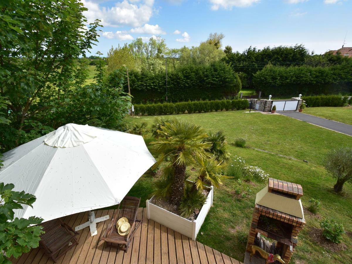 Superb Holiday Home Near The Beach Quinéville Eksteriør bilde